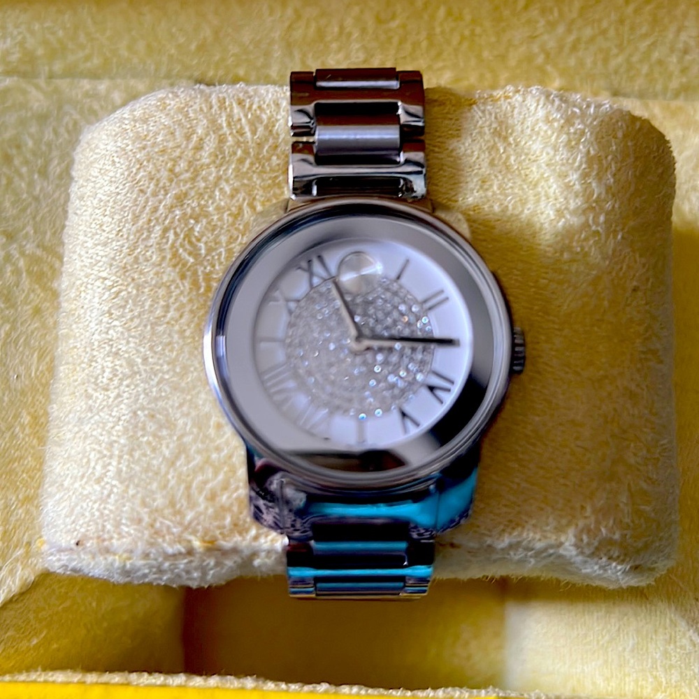Women’s Movado Bold silver Icey watch with no scratches